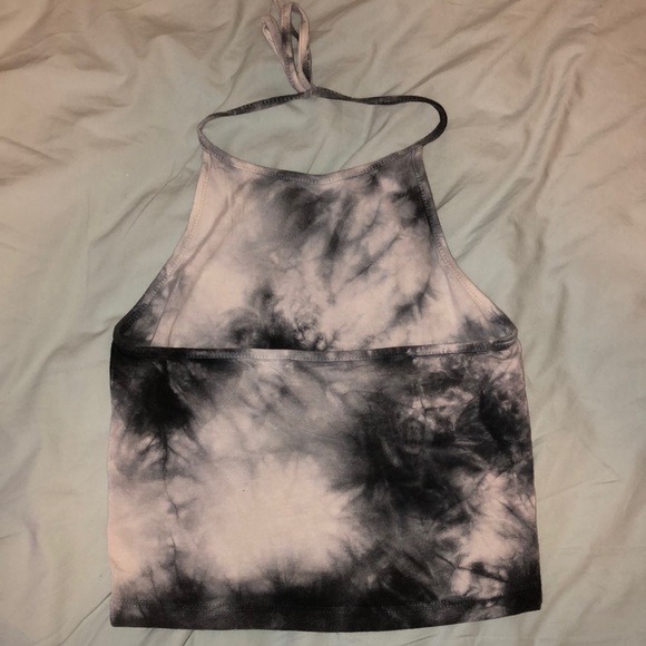 Brandy Melville cropped halter top - Picture 2 of 4